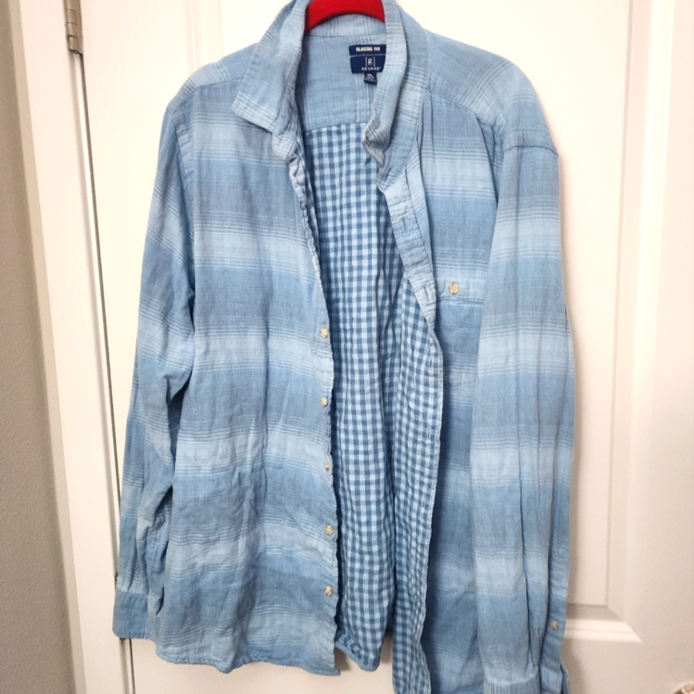 3/$20 Blue Plaid Button-Up Shirt Size 2X
